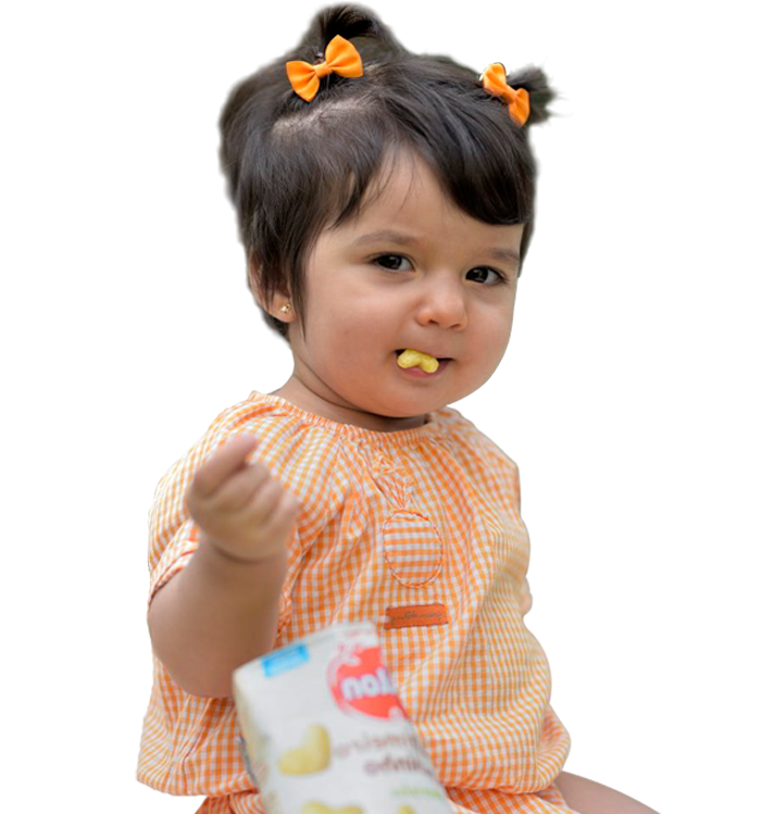 Bebê comendo Mucilon